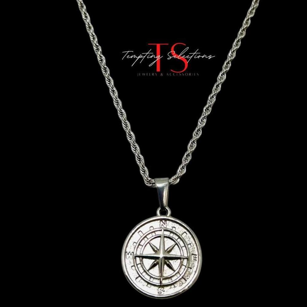 Stainless Steel Necklace With Compass 0498